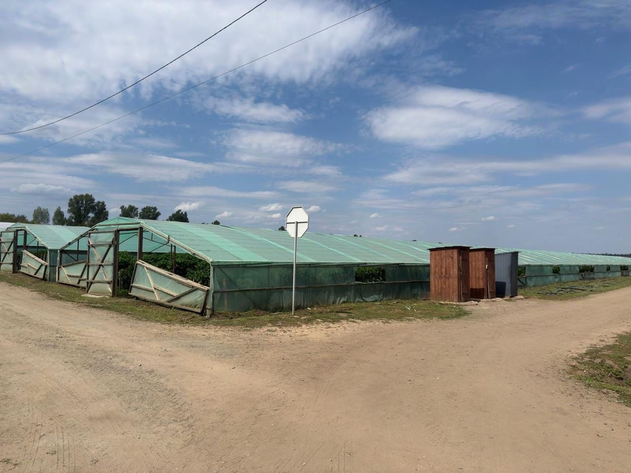 В Богучарском районе Воронежской области следственные органы возбудили уголовное дело, связанное с резонансной историей о нелегальных работниках на сельскохозяйственной ферме.